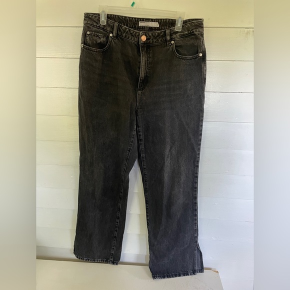 Black Lightly Distressed 90’s Straight Leg Garage Jeans - Picture 1 of 9
